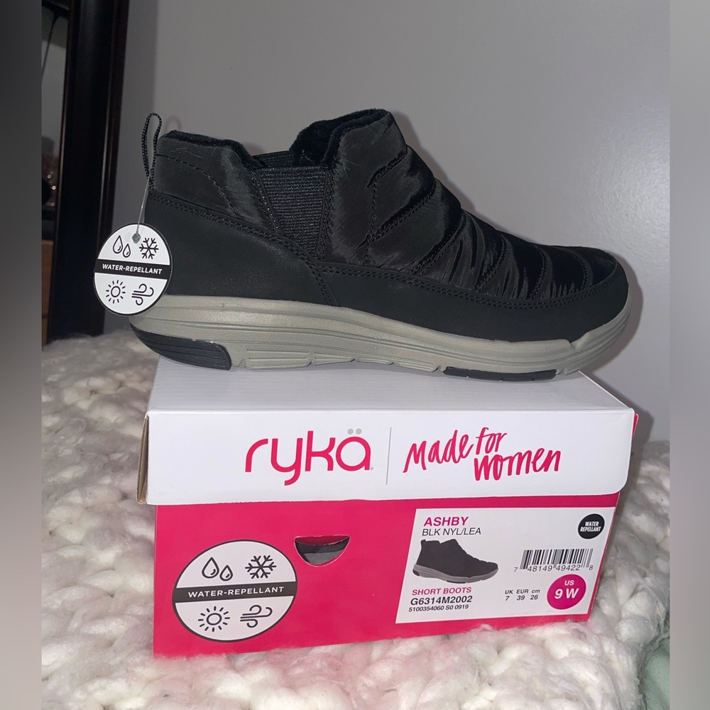 Ryka short boots NWT!